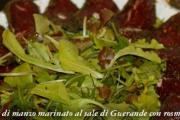 Filetto di manzo marinato al sale con erbe aromatiche